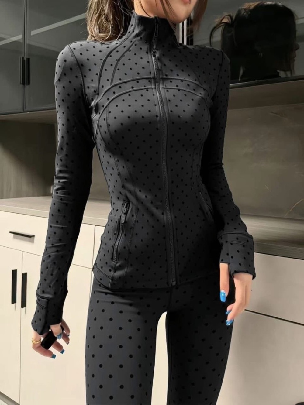 Lululemon Jacket and leggings set - Picture 2 of 3